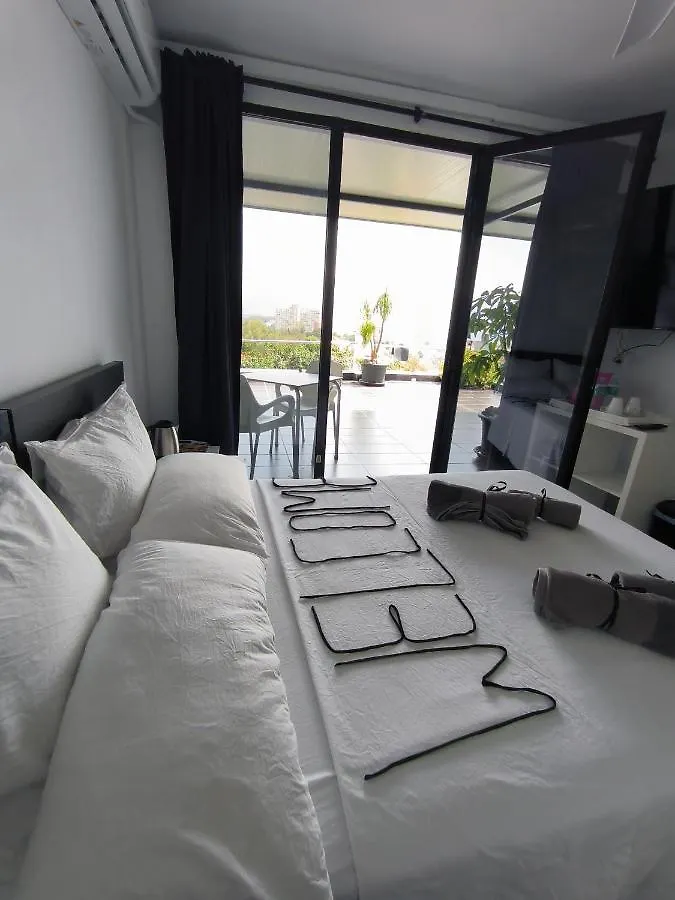 Homestay Pinar Suites Habitaciones Torremolinos Spain