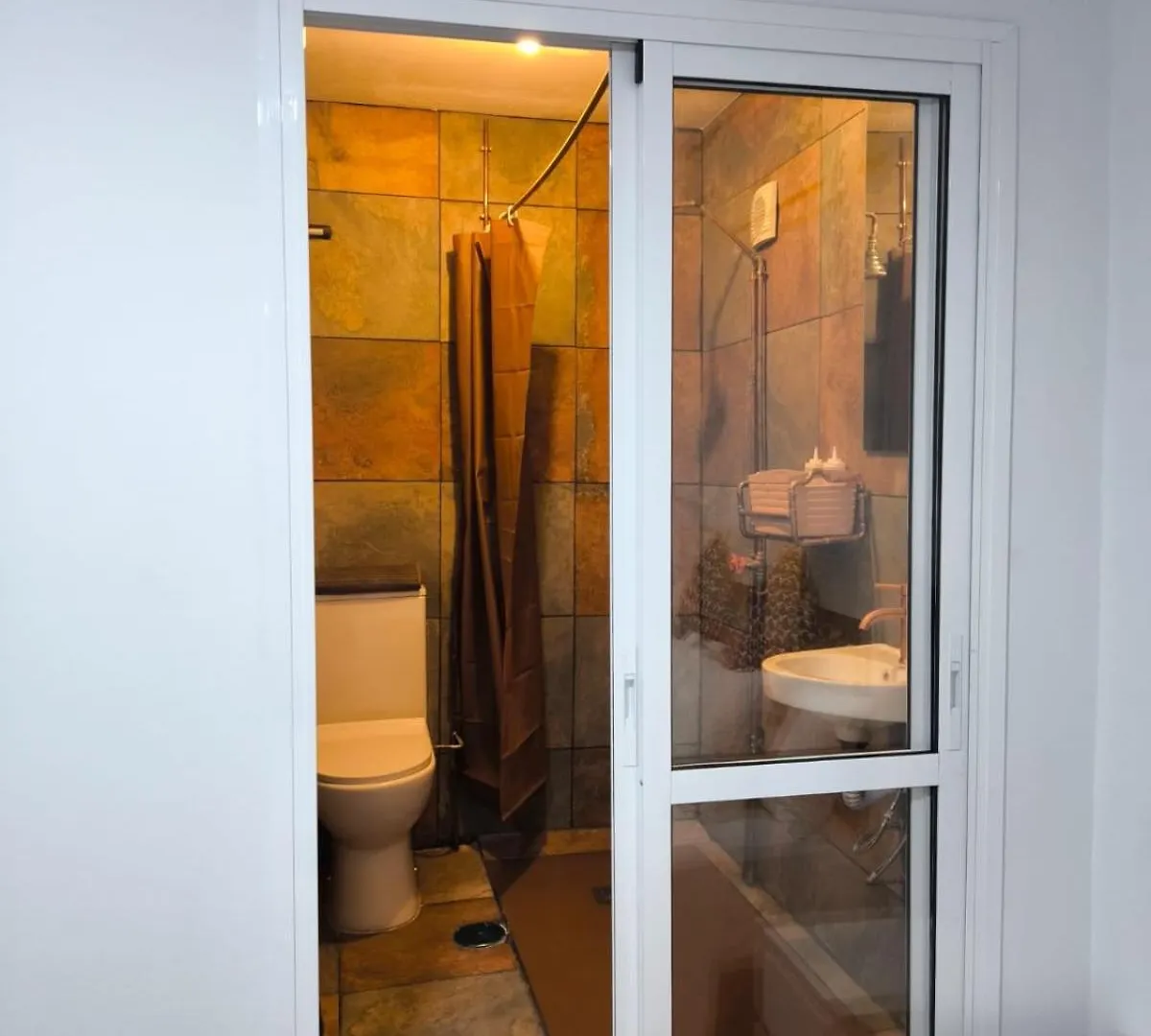 Pinar Suites Habitaciones Torremolinos Homestay