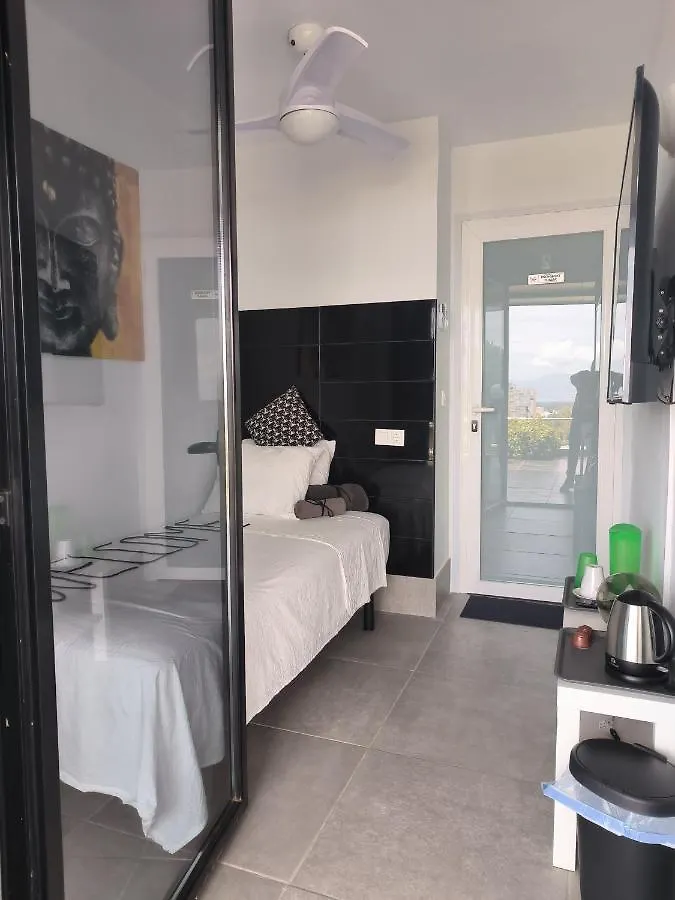 Habitación en casa particular Pinar Suites Habitaciones Torremolinos