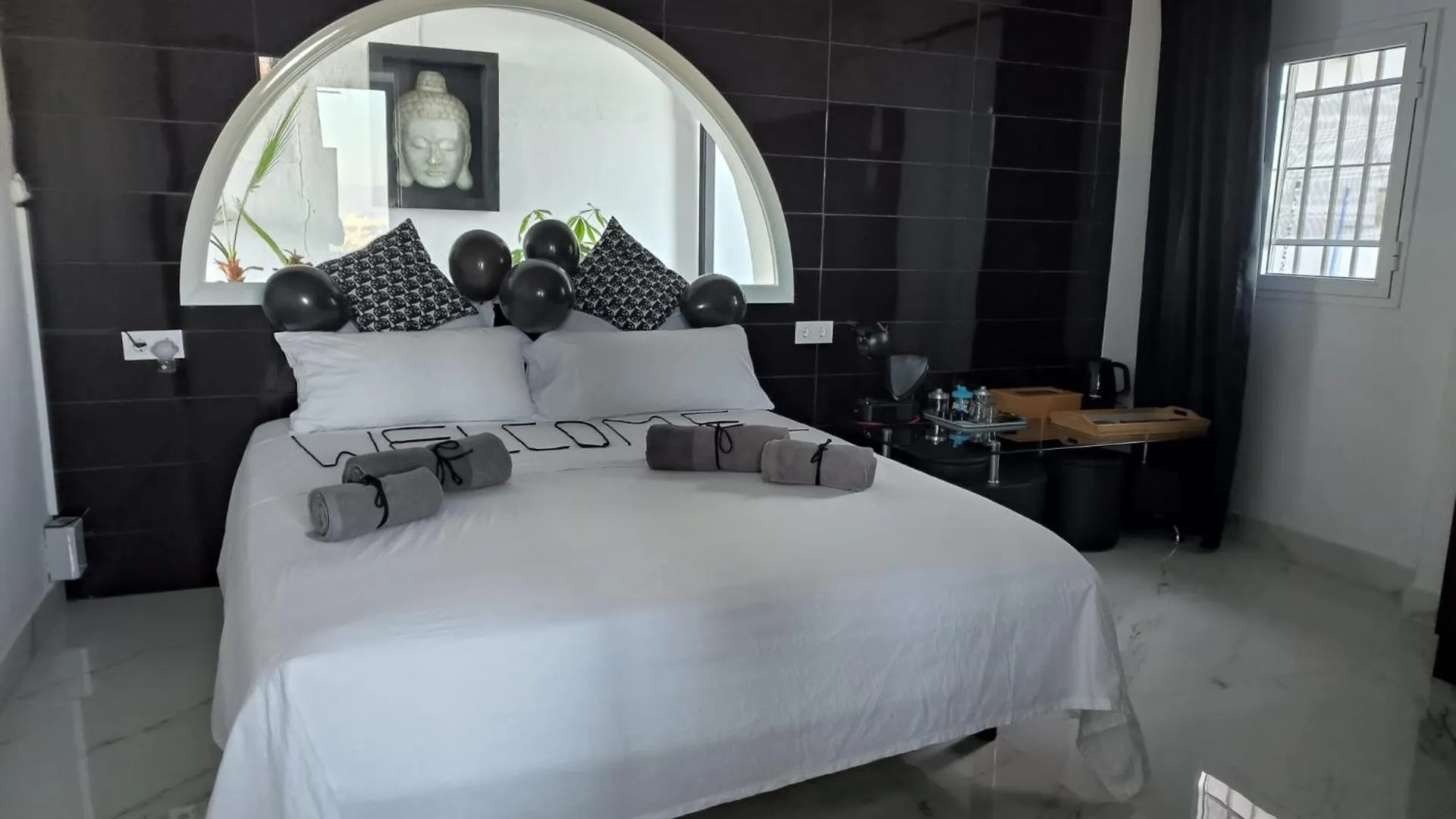 Pinar Suites Habitaciones Torremolinos Habitación en casa particular